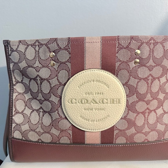 Coach Dempsey in Signature Jacquard print - Picture 4 of 4